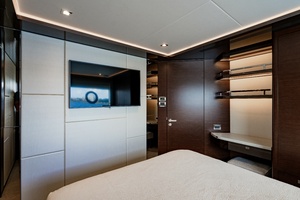 M Y 12 102ft Ocean Alexander Yacht For Sale