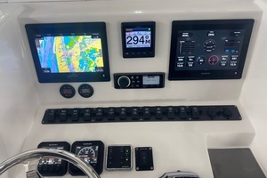 25ft Twin Vee Yacht For Sale