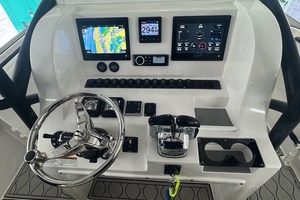 25ft Twin Vee Yacht For Sale