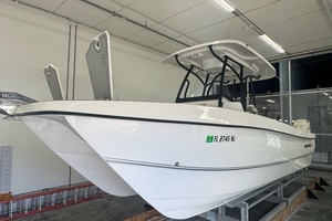 25ft Twin Vee Yacht For Sale