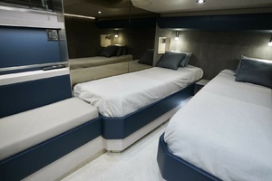 56FT (17.27M) UNIESSE