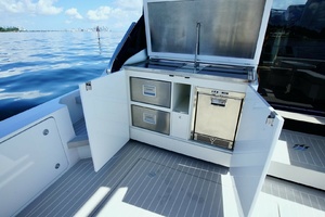 56FT (17.27M) UNIESSE
