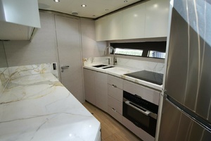 56FT (17.27M) UNIESSE