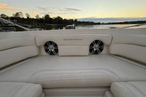 23ft Grady White Yacht For Sale