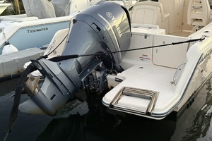 23ft Grady White Yacht For Sale