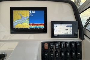 23ft Grady White Yacht For Sale