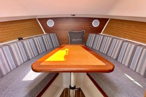 Blue Guitar 26ft Back Cove Yacht For Sale