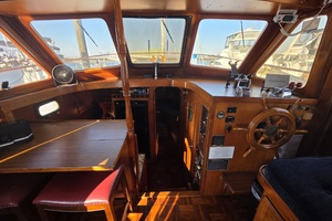 43ft Albin Yacht For Sale