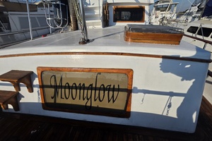 43ft Albin Yacht For Sale