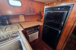 43ft Albin Yacht For Sale