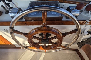 43ft Albin Yacht For Sale