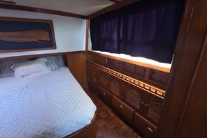 43ft Albin Yacht For Sale
