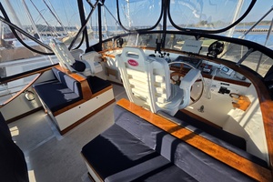 43ft Albin Yacht For Sale