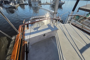 43ft Albin Yacht For Sale