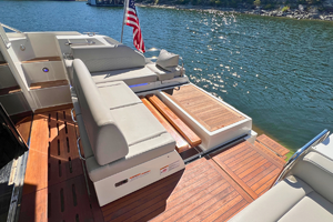 52FT (15.85M) SEA RAY