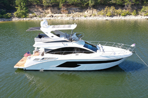 52FT (15.85M) SEA RAY yacht for sale