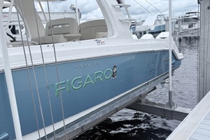 T/T FIGARO Worth Avenue Yachts
