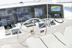 OUTRAGEOUS 80ft Hatteras Yacht For Sale