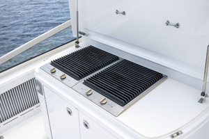 OUTRAGEOUS 80ft Hatteras Yacht For Sale