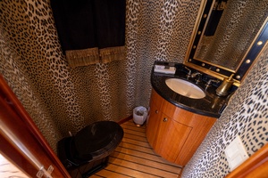 OUTRAGEOUS 80ft Hatteras Yacht For Sale