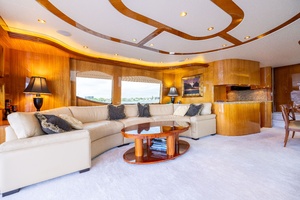 OUTRAGEOUS 80ft Hatteras Yacht For Sale