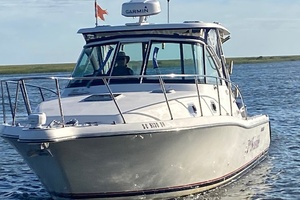 33ft Pursuit Yacht For Sale