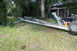 33ft Pursuit Yacht For Sale