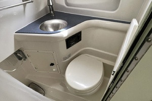 33ft Pursuit Yacht For Sale