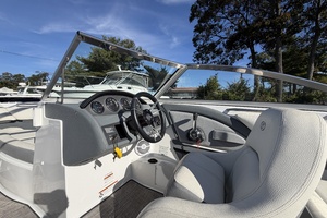 22ft Cobalt Yacht For Sale