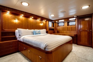 GEMBERY 90ft Palmer Johnson Yacht For Sale
