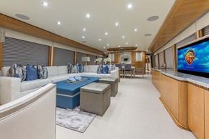 WINNING HAND 120ft Broward Yacht For Sale