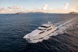 WINNING HAND 120ft Broward Yacht For Sale