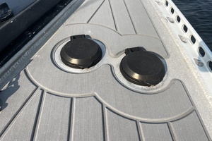 PATINA 35ft Brewer Yacht For Sale