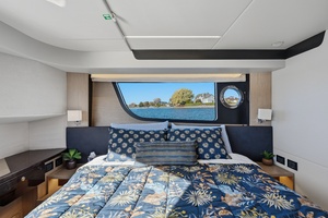 47ft Absolute Yacht For Sale