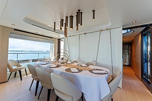 COMPASS 88ft Azimut Yacht For Sale