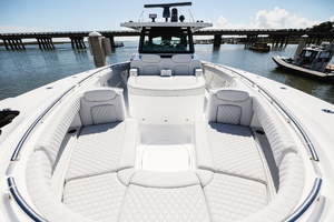 48FT (14.63M) HCB Worth Avenue Yachts