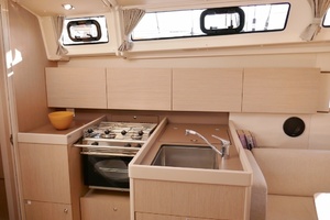 Wanderer 38ft Beneteau Yacht For Sale