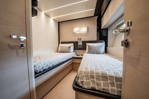 Ciao Bella 72ft Azimut Yacht For Sale