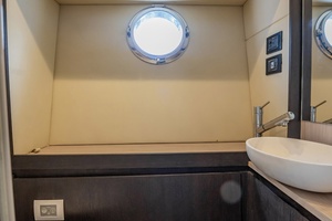 Ciao Bella 72ft Azimut Yacht For Sale