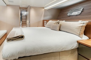 M/Y INTOUCHABLES