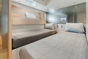 M/Y INTOUCHABLES