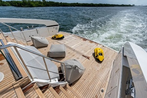 M/Y INTOUCHABLES