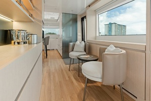 M/Y INTOUCHABLES