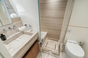 M/Y INTOUCHABLES