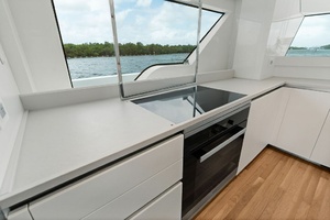 M/Y INTOUCHABLES