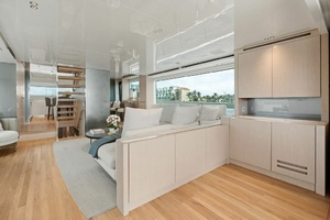 M/Y INTOUCHABLES