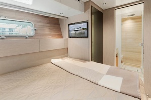 M/Y INTOUCHABLES