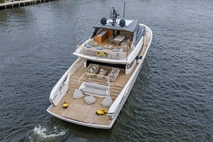 M/Y INTOUCHABLES