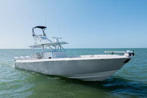 43FT (13.36M) CONTENDER yacht for sale