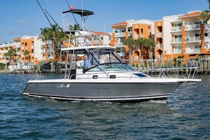 Island Girl 30ft Luhrs Yacht For Sale